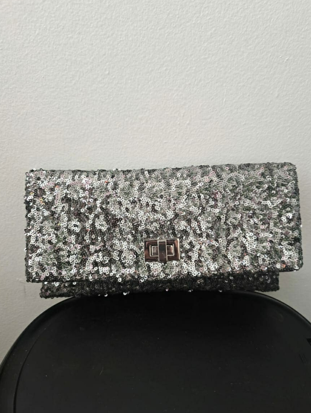 Crabtree & Evelyn Sequined Silver Clutch Bag satin lined Beaded Coin Purse